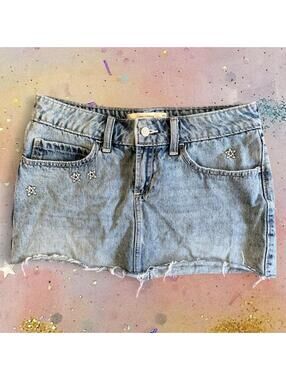 Holister low-rise denim mini skirt with embroidered star details.